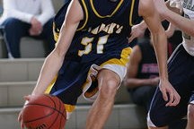 华体会app安装-中小学篮球课程内容逐步丰富提升学生篮球综合能力，中小学篮球教学方法