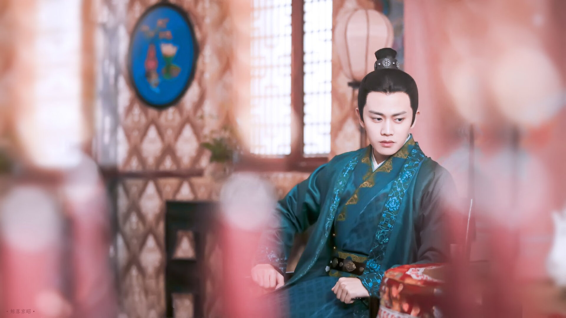 “宽板滑水:东三叉湖马鞍山赛场成运动爱好者的新天堂”