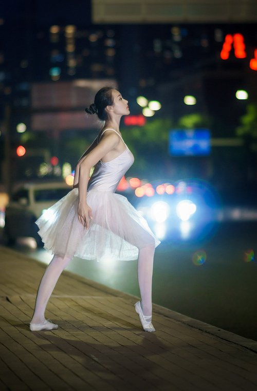 “阿根廷美洲狮队:橄榄球冠军锦标赛的强力黑马”