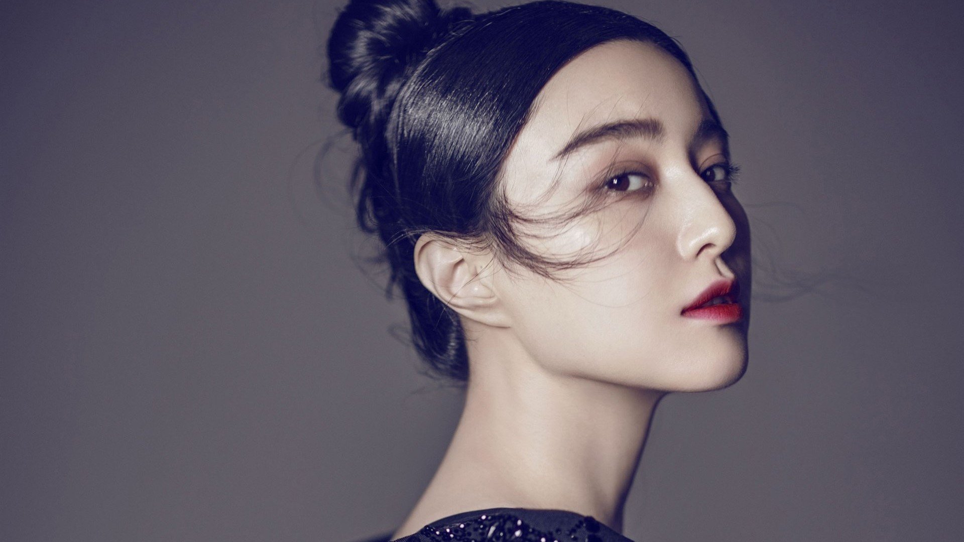 自由泳中距离中立代表队A节奏掌控好,自由泳比赛距离